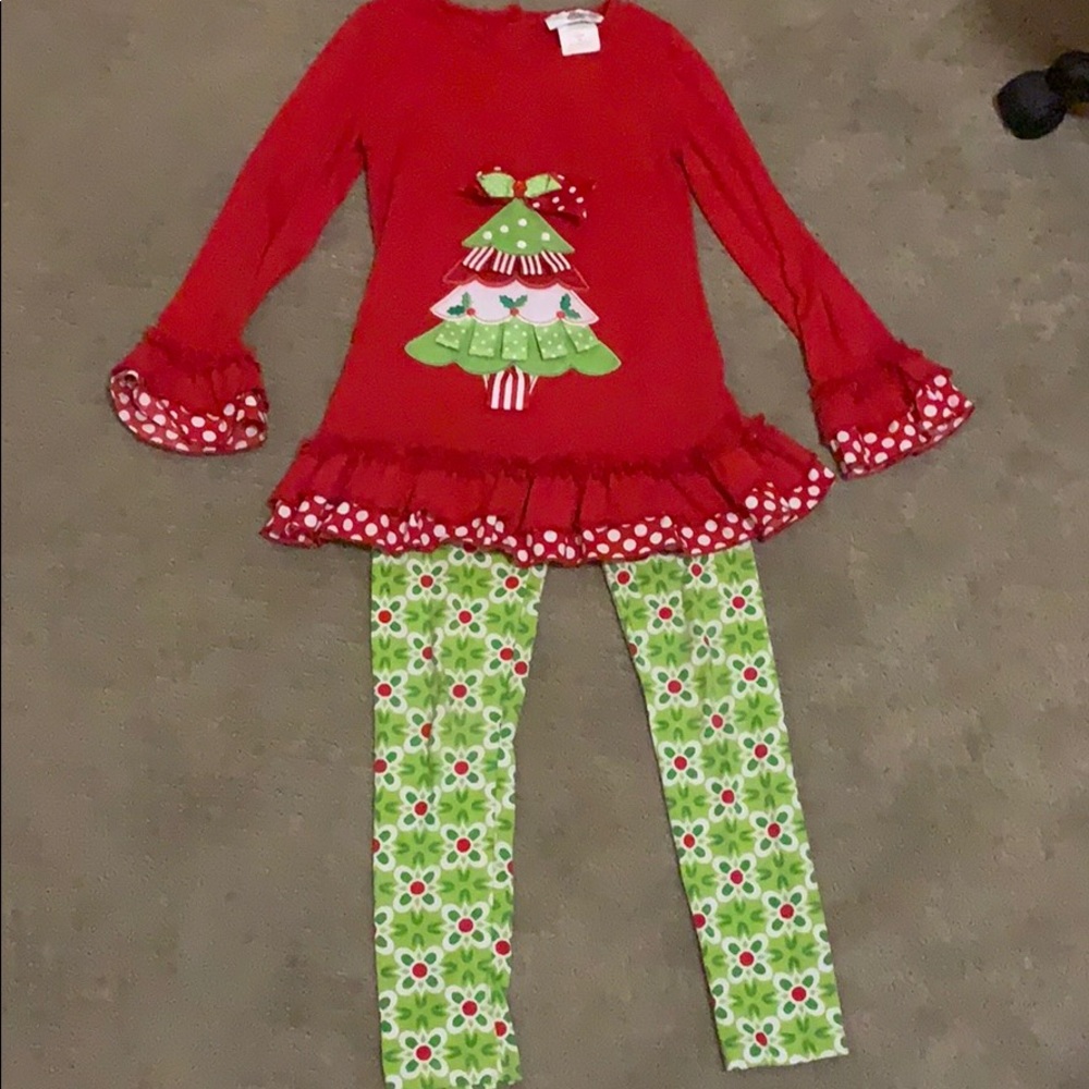 Cute girls Christmas outfit!